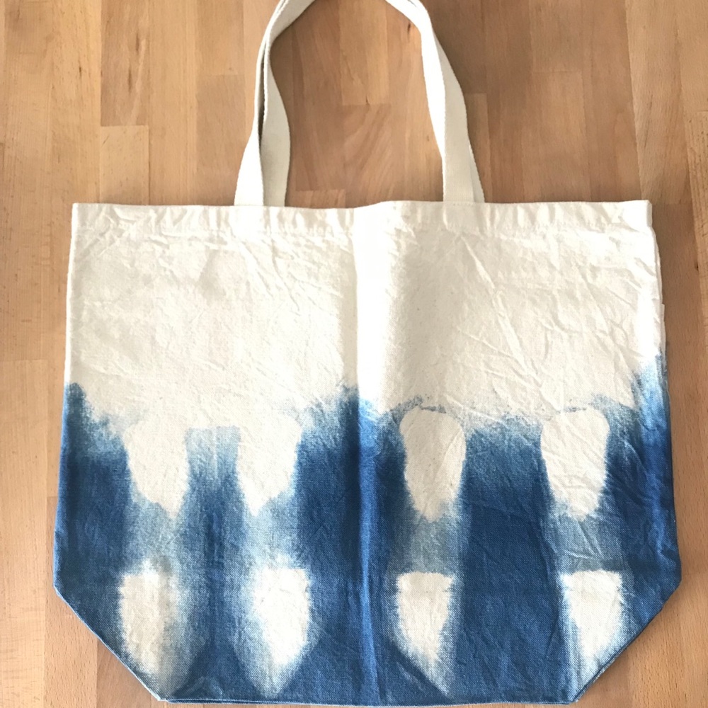 🍁SOLD AT HOME🍁 shibori Tote hand-dyed in indigo - Picture 1 of 3